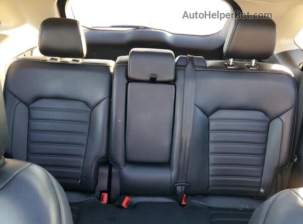 2FMPK3J96KBB49422 2019 FORD EDGE Red Հետևի նստատեղերի տեսք