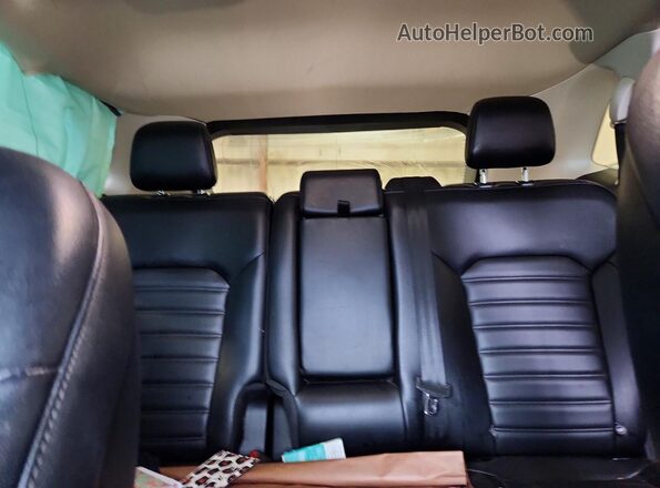2FMPK3J98KBB89811 2019 FORD EDGE Black Rear seats view