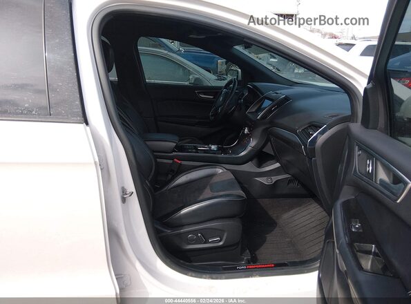 2FMPK4AP3KBB94340 2019 FORD EDGE Белый Вид салона спереди