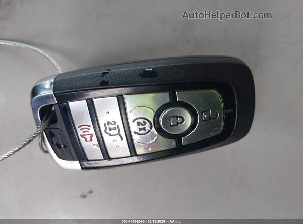2FMPK4J96PBA15619 2023 FORD EDGE Красный Вид панели приборов