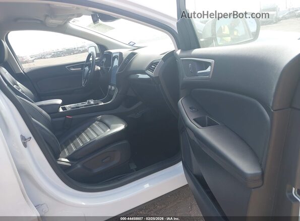 2FMPK4J99RBB00862 2024 FORD EDGE White Vista interior delantera