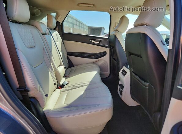 2FMPK4K98PBA49334 2023 FORD EDGE Gray Widok wnętrza z tyłu