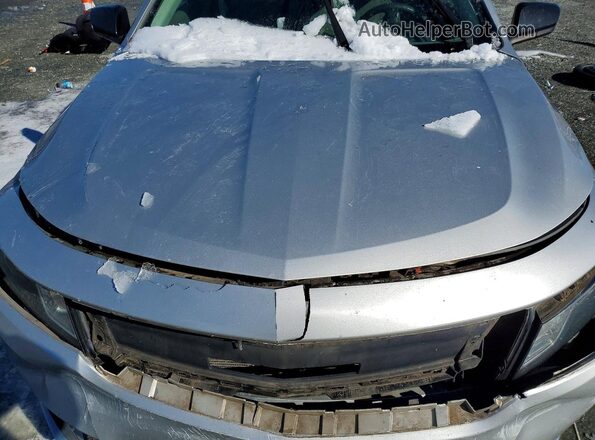 2G11X5SA2H9150723 2017 CHEVROLET IMPALA Серебряный Вид задней части салона