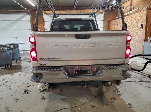 2GC4YLEY8R1168853 2024 CHEVROLET SILVERADO White Вид ззаду