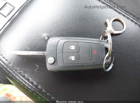 2GNALBEK6H1588043 2017 CHEVROLET EQUINOX Серебряный Вид панели приборов