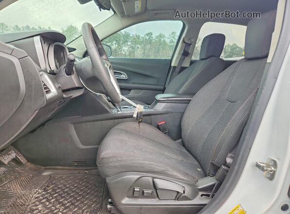 2GNALCEK1H1576954 2017 CHEVROLET EQUINOX Белый Вид салона спереди