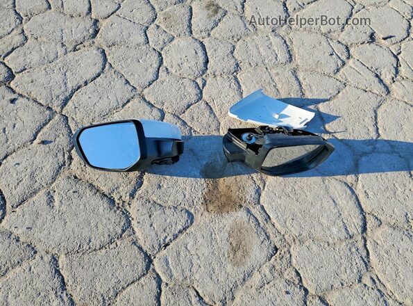 2HGFC2F60KH565809 2019 HONDA CIVIC White Engine compartment view