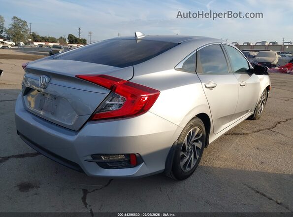 2HGFC2F72HH545465 2017 HONDA CIVIC Серебряный Задняя правая четверть