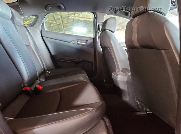 2HGFC2F87KH599733 2019 HONDA CIVIC Red უკანა სავარძლების ხედი