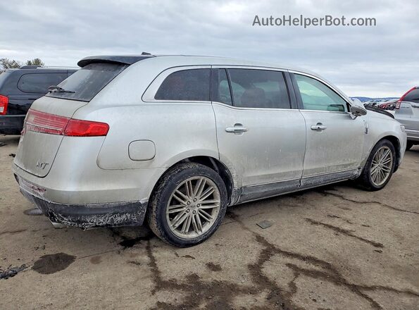 2LMHJ5AT2KBL03935 2019 LINCOLN MKT Серебряный Задняя правая четверть