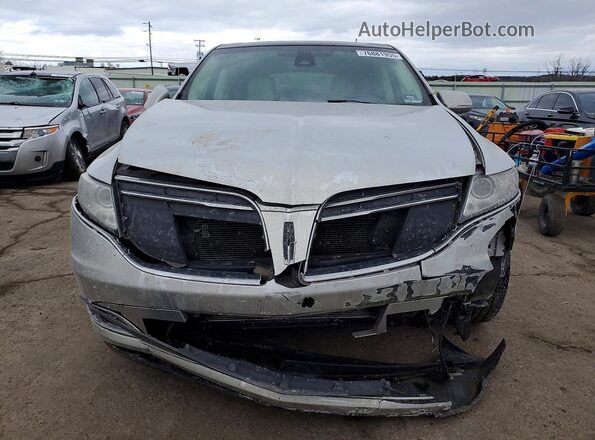 2LMHJ5AT2KBL03935 2019 LINCOLN MKT Серебряный Вид спереди