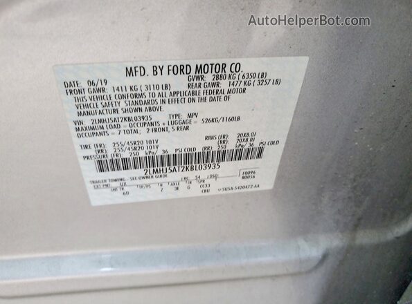 2LMHJ5AT2KBL03935 2019 LINCOLN MKT Серебряный Вид наклейки с VIN-кодом
