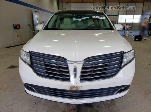 2LMHJ5AT6HBL00836 2017 LINCOLN MKT Белый Вид спереди