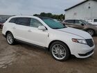2019 Lincoln Mkt Белый vin: 2LMHJ5AT9KBL02412