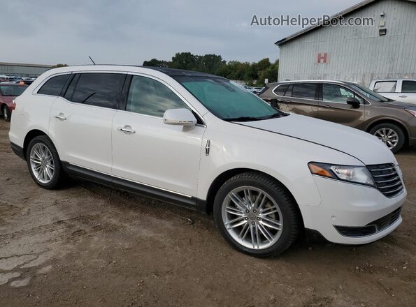 2LMHJ5AT9KBL02412 2019 LINCOLN MKT Белый Передняя правая четверть