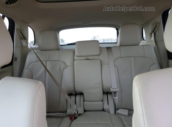 2LMHJ5AT9KBL02412 2019 LINCOLN MKT Белый Вид задних сидений