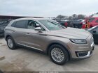 2019 Lincoln Nautilus Standard Желто-коричневый vin: 2LMPJ6J96KBL42159