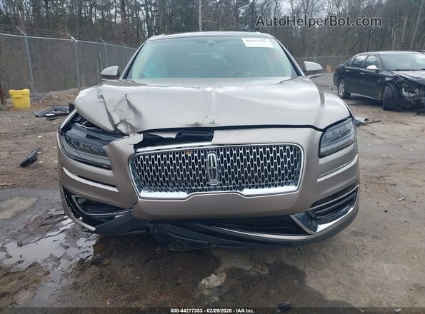 2LMPJ6K98KBL23420 2019 LINCOLN NAUTILUS Champagne Вид щитка приборов