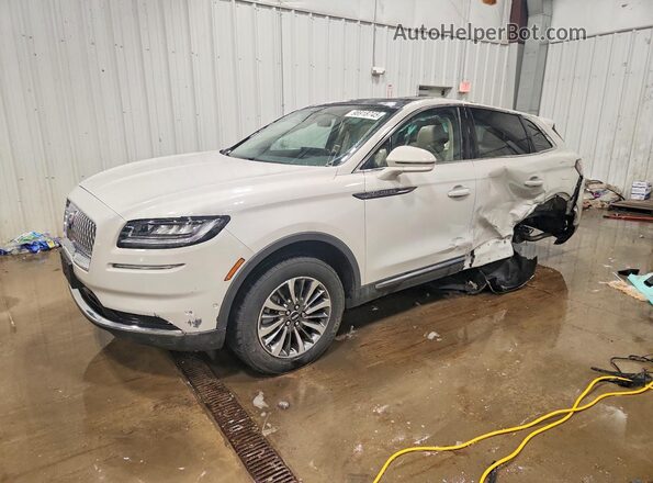 2LMPJ8KP4NBL10615 2022 LINCOLN NAUTILUS Кремовый Передняя левая четверть