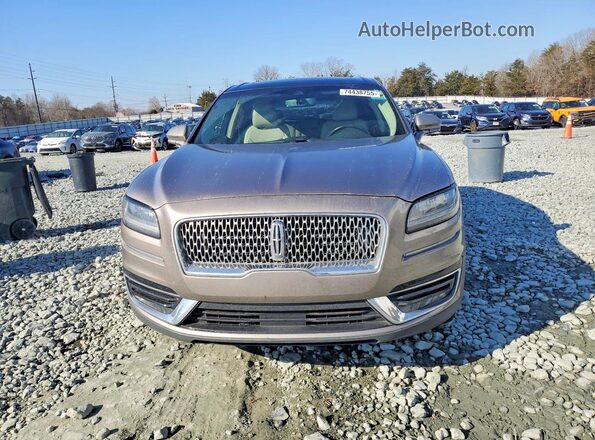 2LMPJ8L94KBL35493 2019 LINCOLN NAUTILUS Gold წინა ხედი