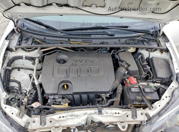 2T1BURHE0HC917636 2017 TOYOTA LL White Rear interior view