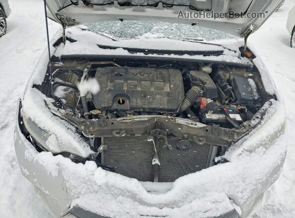2T1BURHE2GC641992 2016 TOYOTA LL Silver Rear interior view