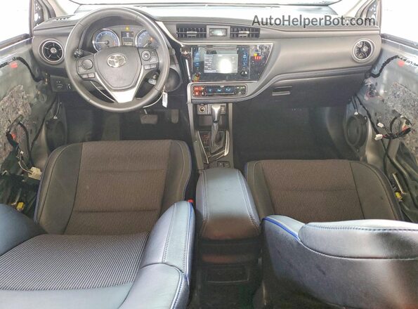 2T1BURHE3JC059083 2018 TOYOTA LL Silver Vista del salpicadero