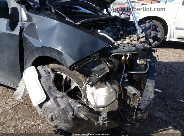 2T1BURHE5KC157100 2019 TOYOTA LL Black 