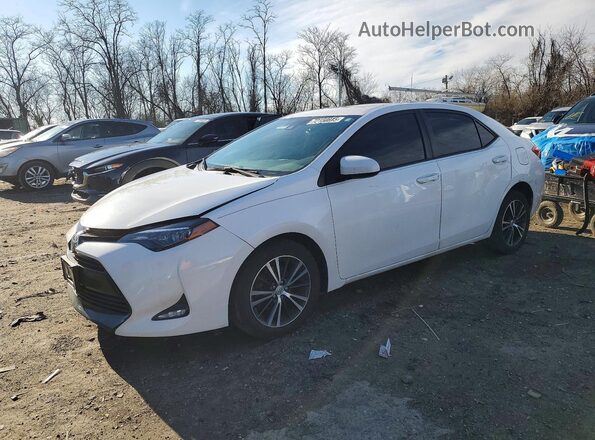 2T1BURHE6JC963798 2018 TOYOTA LL Белый Передняя левая четверть