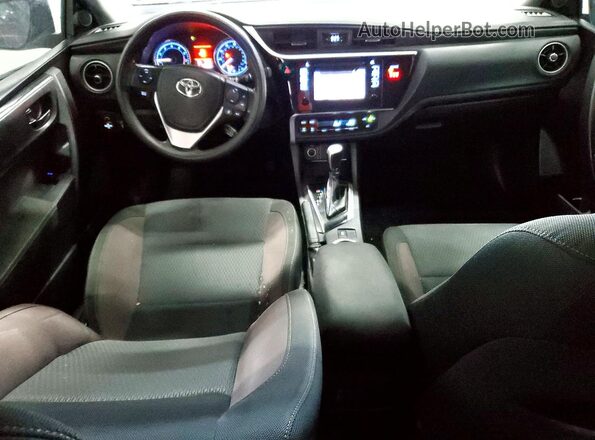 2T1BURHE7KC188641 2019 TOYOTA LL Blue Вид панелі приладів
