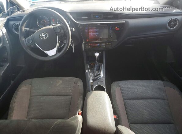 2T1BURHE7KC194388 2019 TOYOTA LL Red Widok deski rozdzielczej