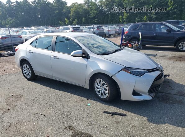 2T1BURHE8KC201686 2019 TOYOTA LL Silver Przód prawy
