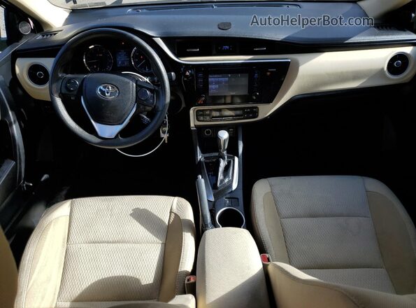 2T1BURHE9HC874818 2017 TOYOTA LL Черный Вид панели приборов
