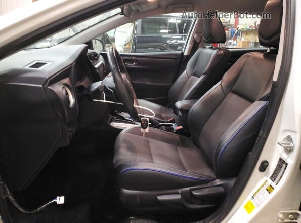 2T1BURHEXKC163944 2019 TOYOTA LL White Vista interior delantera