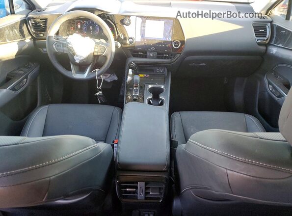 2T2ADCAZ0SC024472 2025 LEXUS NX Silver Widok deski rozdzielczej