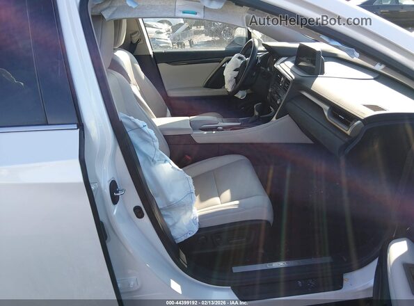 2T2AZMAA4LC162311 2020 LEXUS RX 350 Белый Вид салона спереди