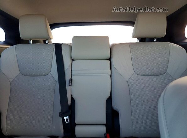 2T2BAMBA1RC033588 2024 LEXUS RX Silver Widok tylnych siedzeń