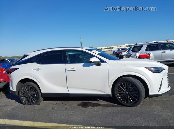2T2BAMBA5TC071378 2026 LEXUS RX 350 White Rear interior view