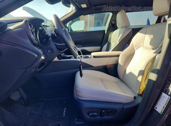 2T2BAMBA6RC040150 2024 LEXUS RX Gray Front interior view