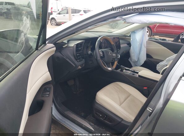 2T2BAMBA9RC031913 2024 LEXUS RX 350 Silver Widok wnętrza z przodu
