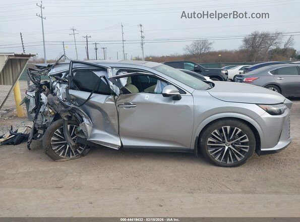 2T2BAMBA9RC031913 2024 LEXUS RX 350 Silver Widok wnętrza z tyłu