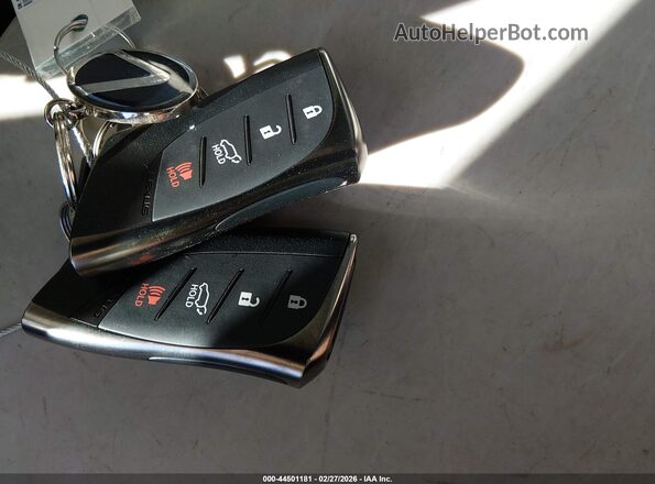 2T2BAMCA1TC133275 2026 LEXUS RX 350 Серебряный Вид панели приборов