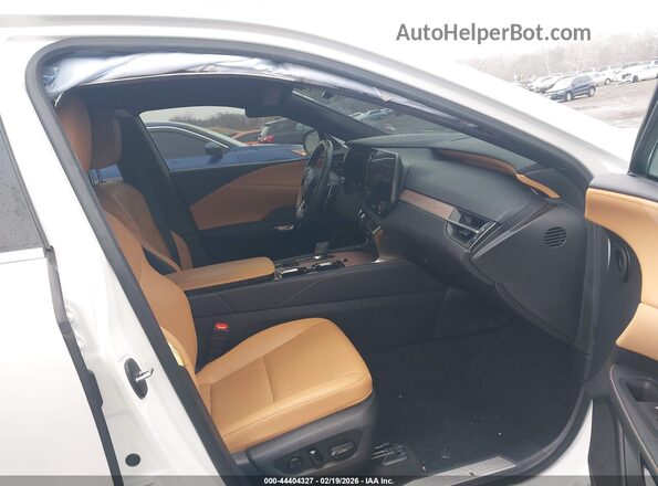 2T2BAMCA4RC069502 2024 LEXUS RX 350 White Front interior view
