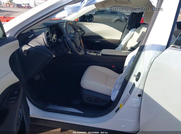 2T2BAMCAXSC121172 2025 LEXUS RX 350 White Widok wnętrza z przodu