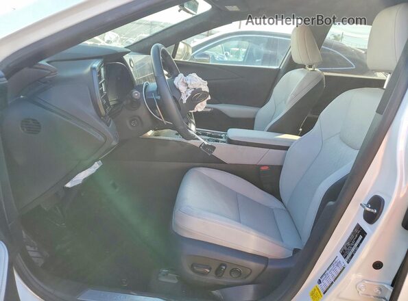 2T2BBMCA2PC008188 2023 LEXUS RX Белый Вид панели приборов