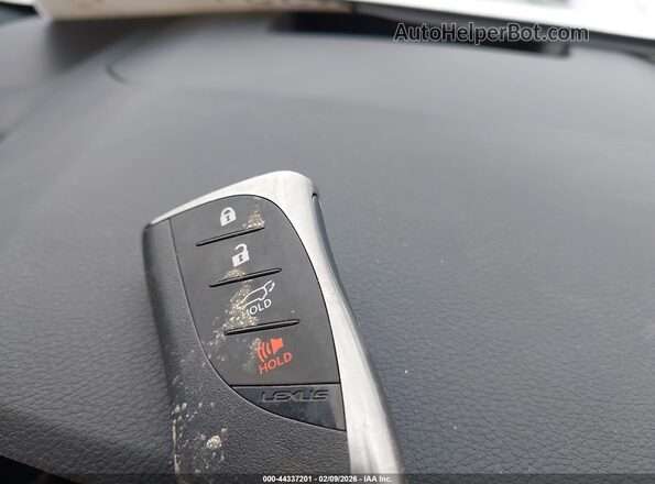 2T2BBMCA3TC108178 2026 LEXUS RX 350H Серый Вид панели приборов