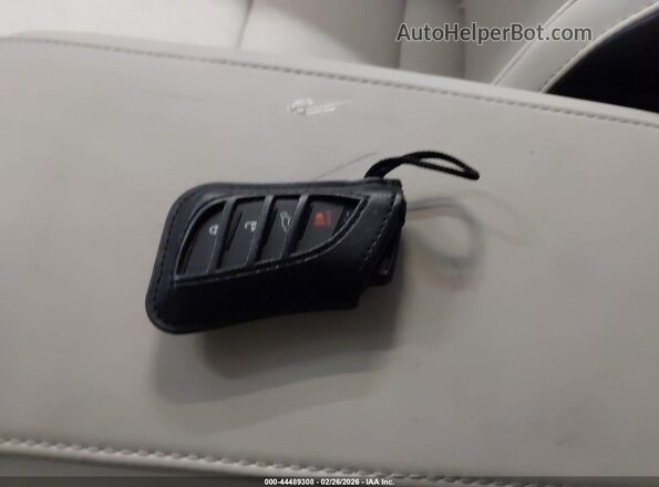 2T2BBMCA7TC111634 2026 LEXUS RX 350H Красный Вид панели приборов