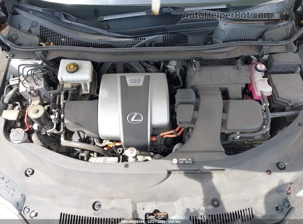 2T2BGMCA6JC022572 2018 LEXUS RX 450H Белый Вид сзади