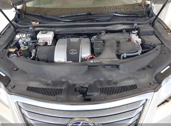 2T2BGMCA6JC028100 2018 LEXUS RX 450H Кремовый Вид сзади