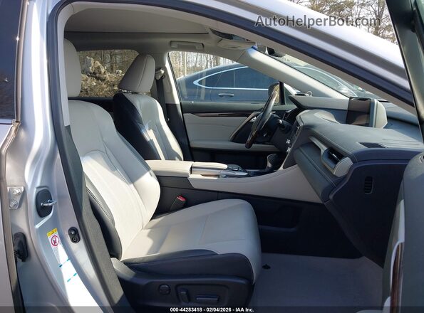 2T2BZMCA2HC079601 2017 LEXUS RX 350 Серебряный Вид салона спереди